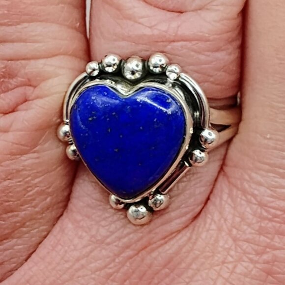 Sterling Silver Heart Shaped Blue Lapis Lazuli Ring Size 8 Boho Southwest Style - Picture 1 of 6